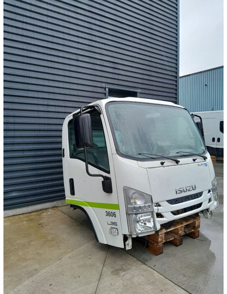 Isuzu Narrow L 35 - stretta - Kabīne un interjers - Kravas automašīna: foto 2 Isuzu Narrow L 35 - stretta - Kabīne un interjers - Kravas automašīna: foto 2