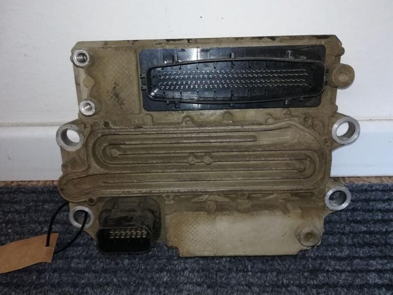 Iveco ECU, ABS, EBS, etc - Elektroniskais vadības bloks (ECU) - Kravas automašīna: foto 3 Iveco ECU, ABS, EBS, etc - Elektroniskais vadības bloks (ECU) - Kravas automašīna: foto 3