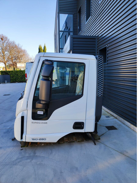 Iveco Eurocargo E6 - Kabīne un interjers - Kravas automašīna: foto 5 Iveco Eurocargo E6 - Kabīne un interjers - Kravas automašīna: foto 5