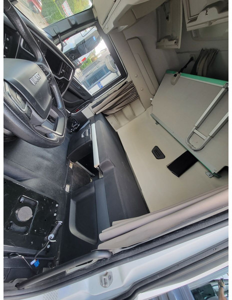 Iveco S-WAY - Kabīne un interjers - Kravas automašīna: foto 5 Iveco S-WAY - Kabīne un interjers - Kravas automašīna: foto 5