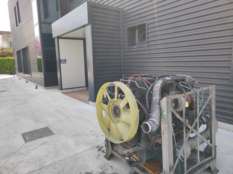 Iveco STRALIS CURSOR 8 F2BE3681 EURO 5 - Dzinējs - Kravas automašīna: foto 2 Iveco STRALIS CURSOR 8 F2BE3681 EURO 5 - Dzinējs - Kravas automašīna: foto 2