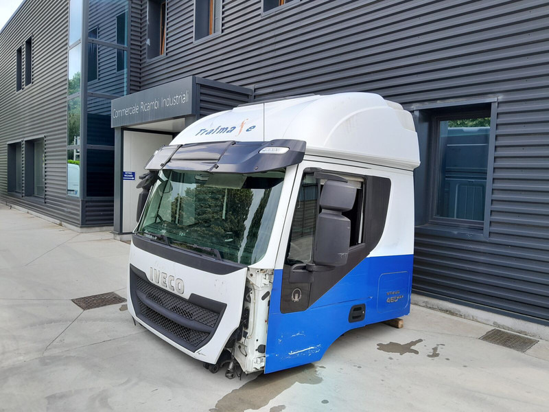 Iveco Stralis AT HI-ROAD - Kabīne un interjers - Kravas automašīna: foto 3 Iveco Stralis AT HI-ROAD - Kabīne un interjers - Kravas automašīna: foto 3