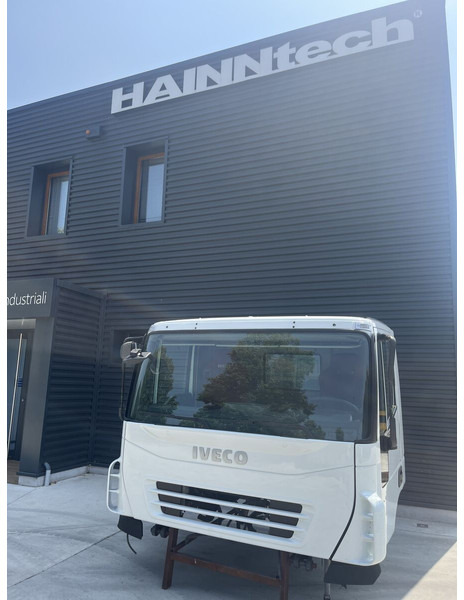 Iveco Stralis - Trakker - Kabīne un interjers - Kravas automašīna: foto 1 Iveco Stralis - Trakker - Kabīne un interjers - Kravas automašīna: foto 1