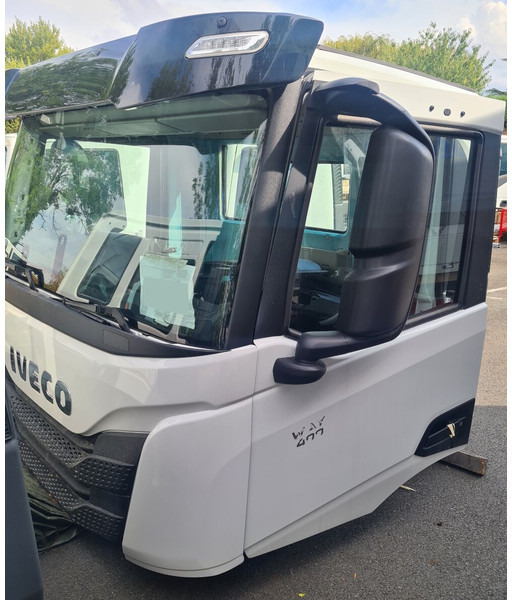 Iveco T-Way / X-Way / S-Way (day cab) - Kabīne un interjers - Kravas automašīna: foto 1 Iveco T-Way / X-Way / S-Way (day cab) - Kabīne un interjers - Kravas automašīna: foto 1