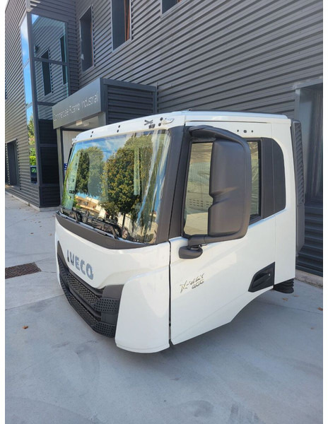 Iveco X-Way T-Way S-Way - Kabīne un interjers - Kravas automašīna: foto 4 Iveco X-Way T-Way S-Way - Kabīne un interjers - Kravas automašīna: foto 4