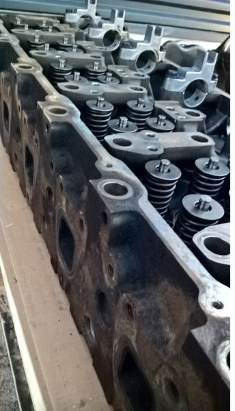 MAN TGS TGX Euro 6 - Cilindru bloks - Kravas automašīna: foto 5 MAN TGS TGX Euro 6 - Cilindru bloks - Kravas automašīna: foto 5