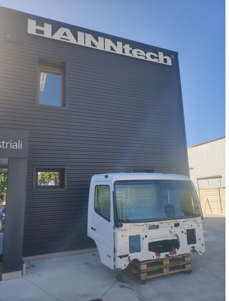 Mercedes-Benz ATEGO 4 CYLINDERS EURO 5 EURO 6 - Kabīne un interjers - Kravas automašīna: foto 1 Mercedes-Benz ATEGO 4 CYLINDERS EURO 5 EURO 6 - Kabīne un interjers - Kravas automašīna: foto 1