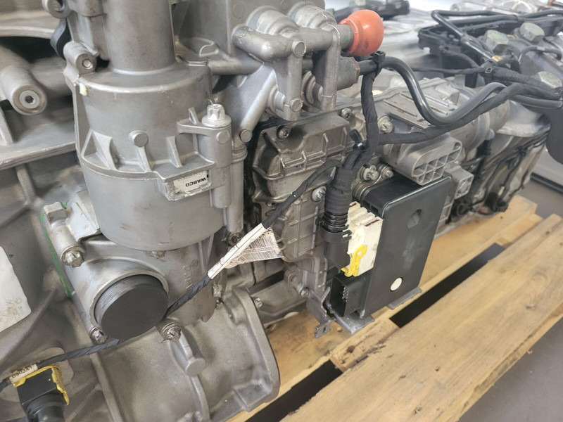 Mercedes-Benz Actros - Arocs - Pārnesumkārba - Kravas automašīna: foto 4 Mercedes-Benz Actros - Arocs - Pārnesumkārba - Kravas automašīna: foto 4