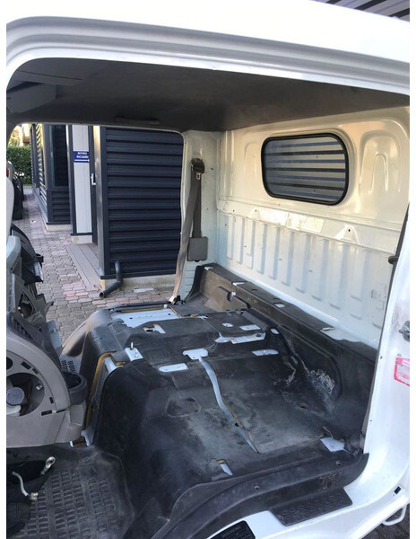 Renault Maxity - Kabīne un interjers - Kravas automašīna: foto 3 Renault Maxity - Kabīne un interjers - Kravas automašīna: foto 3