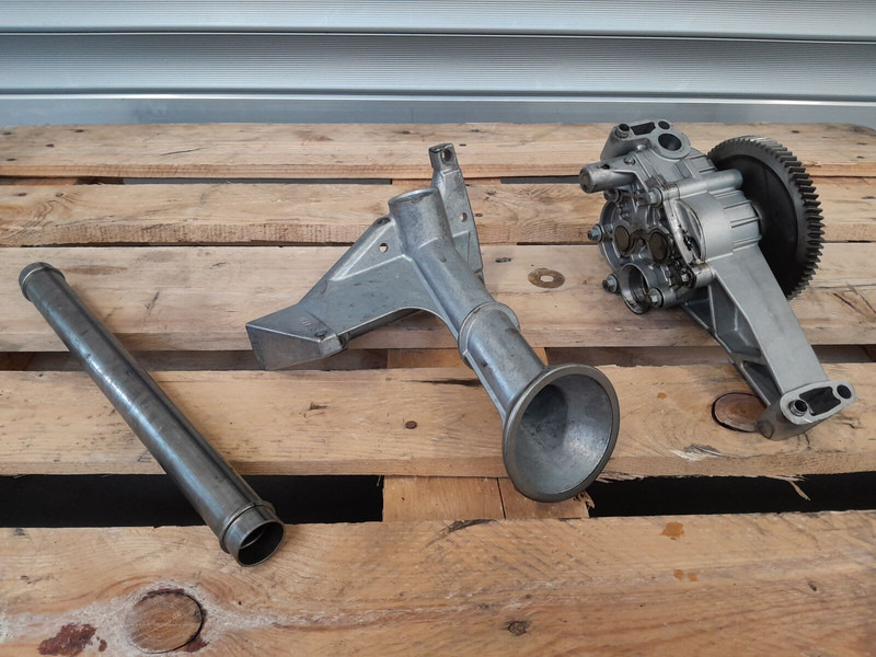 Scania Complete set - Eļļas sūknis - Kravas automašīna: foto 2 Scania Complete set - Eļļas sūknis - Kravas automašīna: foto 2