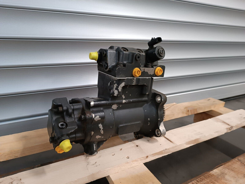 Scania R Serie - Degvielas sūknis - Kravas automašīna: foto 4 Scania R Serie - Degvielas sūknis - Kravas automašīna: foto 4