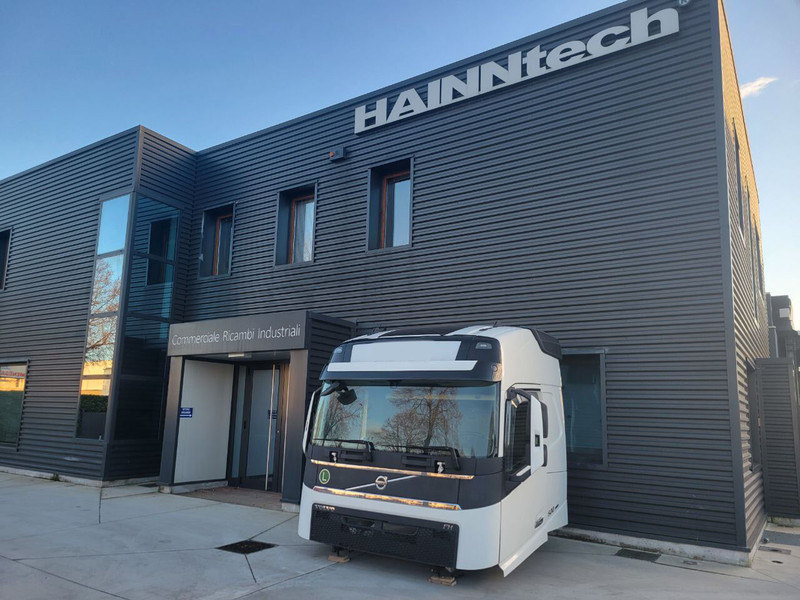 Volvo FH - Kabīne un interjers - Kravas automašīna: foto 1 Volvo FH - Kabīne un interjers - Kravas automašīna: foto 1