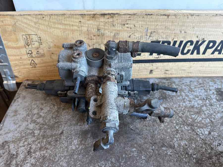 DAF VALVE 1519383 - Bremžu vārsts - Kravas automašīna: foto 2 DAF VALVE 1519383 - Bremžu vārsts - Kravas automašīna: foto 2