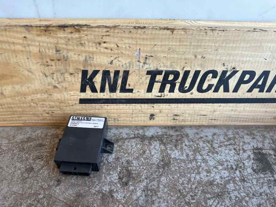 IVECO ECU BUS 5006143976 - Elektroniskais vadības bloks (ECU) - Autobuss: foto 1 IVECO ECU BUS 5006143976 - Elektroniskais vadības bloks (ECU) - Autobuss: foto 1