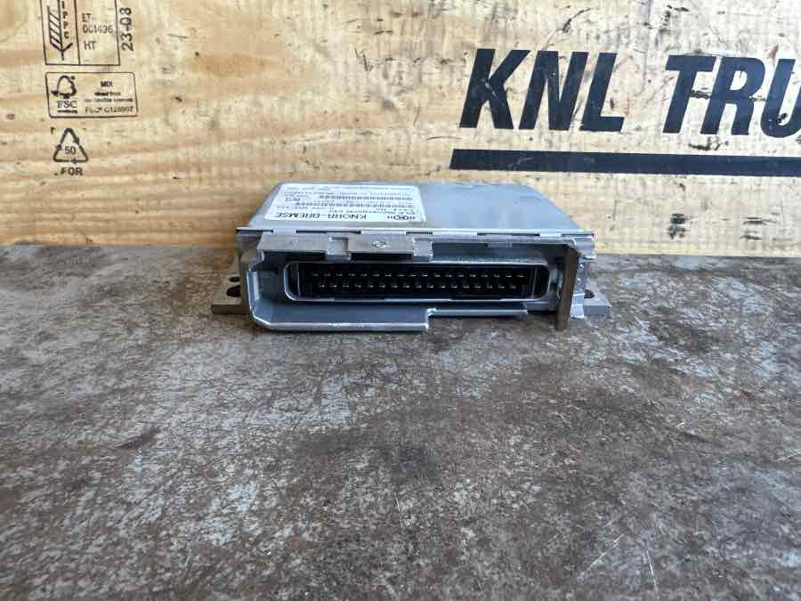 IVECO ECU BUS 504100354 - Elektroniskais vadības bloks (ECU) - Autobuss: foto 1 IVECO ECU BUS 504100354 - Elektroniskais vadības bloks (ECU) - Autobuss: foto 1