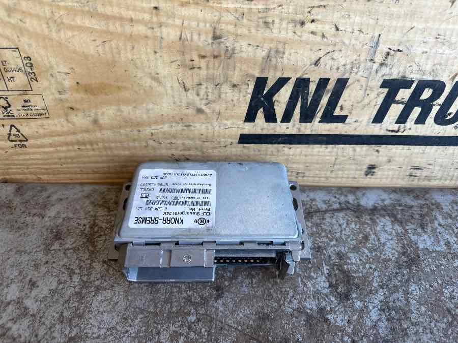 IVECO ECU BUS 504100354 - Elektroniskais vadības bloks (ECU) - Autobuss: foto 2 IVECO ECU BUS 504100354 - Elektroniskais vadības bloks (ECU) - Autobuss: foto 2