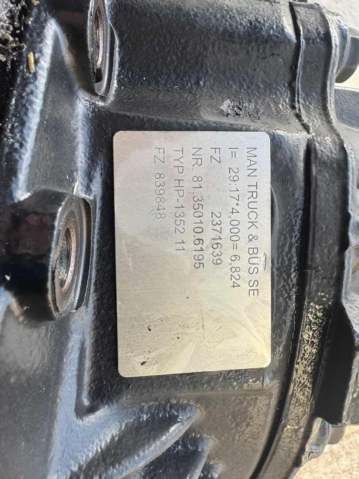 MAN DIFF HP-1352 - 6.824 // 81.35010-6195 - Diferenciālis - Kravas automašīna: foto 2 MAN DIFF HP-1352 - 6.824 // 81.35010-6195 - Diferenciālis - Kravas automašīna: foto 2