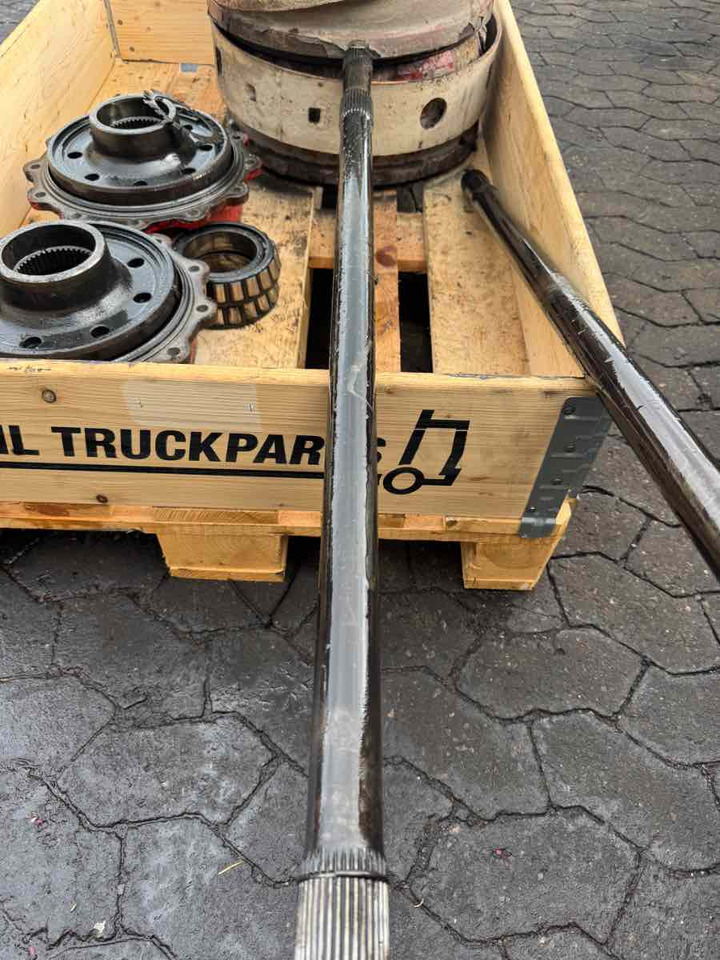 MAN HALF SHAFT 81.35502-0099 - Pusass - Kravas automašīna: foto 2 MAN HALF SHAFT 81.35502-0099 - Pusass - Kravas automašīna: foto 2