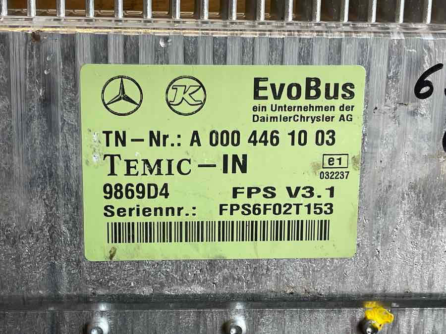MERCEDES ECU TEMIC A0004461003 - Elektroniskais vadības bloks (ECU) - Autobuss: foto 3 MERCEDES ECU TEMIC A0004461003 - Elektroniskais vadības bloks (ECU) - Autobuss: foto 3