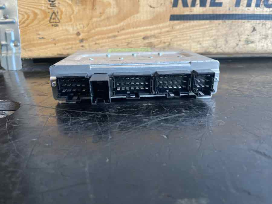 MERCEDES ECU TEMIC A0004461003 - Elektroniskais vadības bloks (ECU) - Autobuss: foto 1 MERCEDES ECU TEMIC A0004461003 - Elektroniskais vadības bloks (ECU) - Autobuss: foto 1