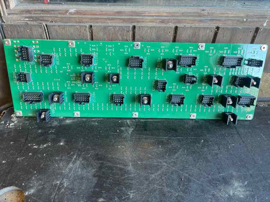 MERCEDES ELECTRIC SWITCH PANEL A0055463340 - Elektrosistēma - Autobuss: foto 1 MERCEDES ELECTRIC SWITCH PANEL A0055463340 - Elektrosistēma - Autobuss: foto 1