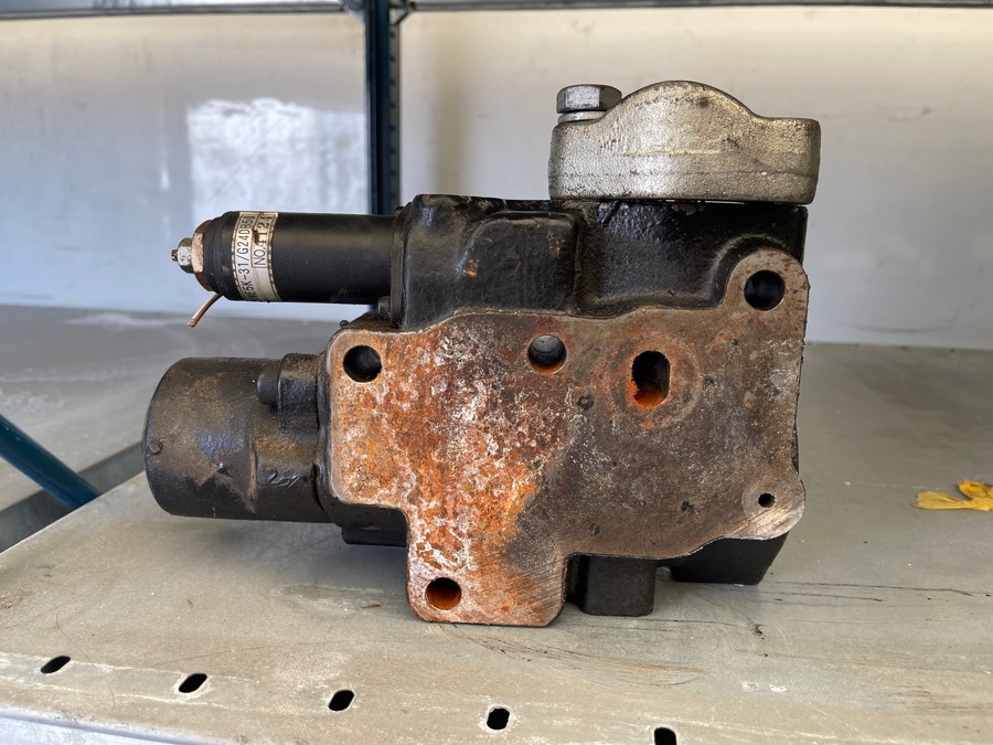 NEW HOLLAND VALVE KPM VENTIL TYP. VBY-174B - Bremžu vārsts - Kravas automašīna: foto 2 NEW HOLLAND VALVE KPM VENTIL TYP. VBY-174B - Bremžu vārsts - Kravas automašīna: foto 2