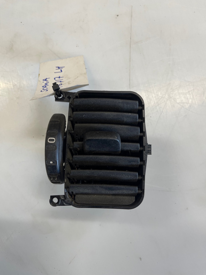 SCANIA AIR PANEL 1440717 - Kabīne un interjers - Kravas automašīna: foto 2 SCANIA AIR PANEL 1440717 - Kabīne un interjers - Kravas automašīna: foto 2