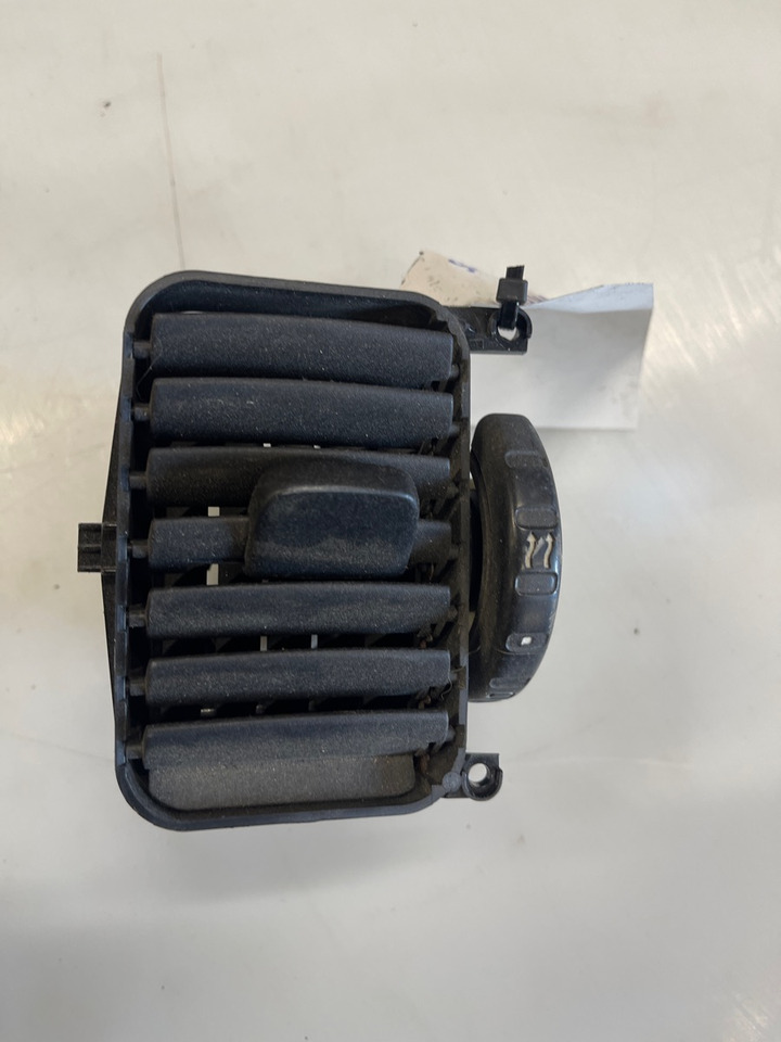 SCANIA AIR PANEL 1440718 - Kabīne un interjers - Kravas automašīna: foto 2 SCANIA AIR PANEL 1440718 - Kabīne un interjers - Kravas automašīna: foto 2