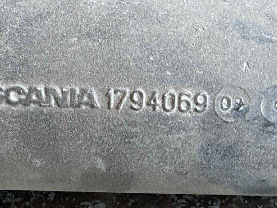 SCANIA AIR PIPE 1794069 - Gaisa ieplūdes caurule - Kravas automašīna: foto 3 SCANIA AIR PIPE 1794069 - Gaisa ieplūdes caurule - Kravas automašīna: foto 3