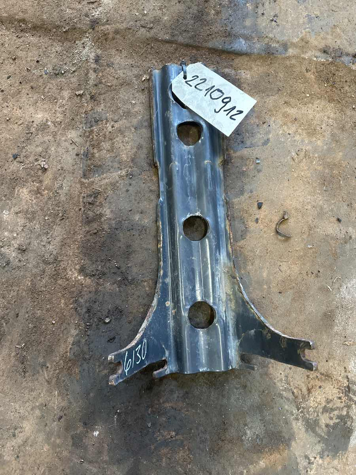 SCANIA BRACKET 2210992 - Rāmis/ Šasija - Kravas automašīna: foto 1 SCANIA BRACKET 2210992 - Rāmis/ Šasija - Kravas automašīna: foto 1