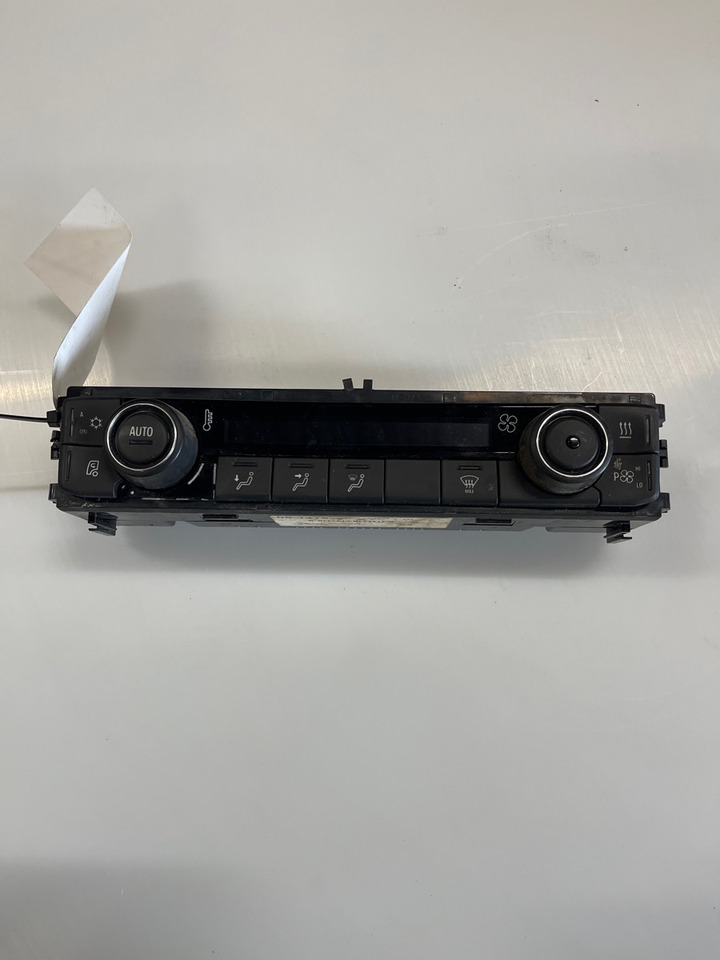 SCANIA CONTROL PANEL, CLIMATE CONTROL ECU 2090479 - Mērinstrumentu panelis - Kravas automašīna: foto 2 SCANIA CONTROL PANEL, CLIMATE CONTROL ECU 2090479 - Mērinstrumentu panelis - Kravas automašīna: foto 2