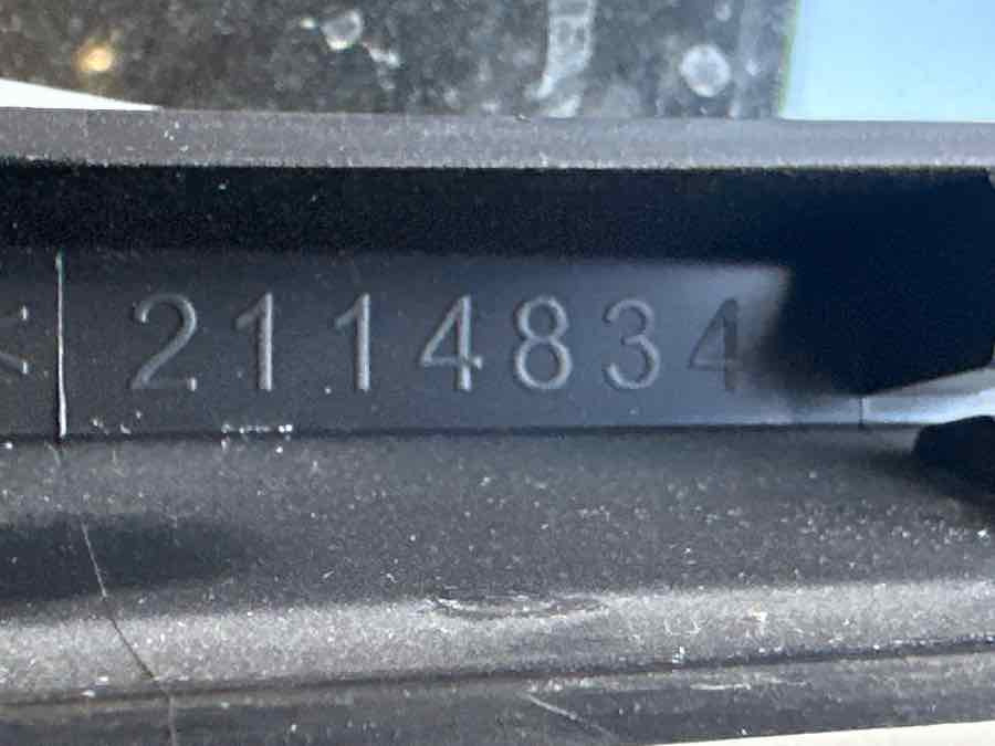 SCANIA DOOR PANEL 2114834 - Kabīne un interjers - Kravas automašīna: foto 2 SCANIA DOOR PANEL 2114834 - Kabīne un interjers - Kravas automašīna: foto 2