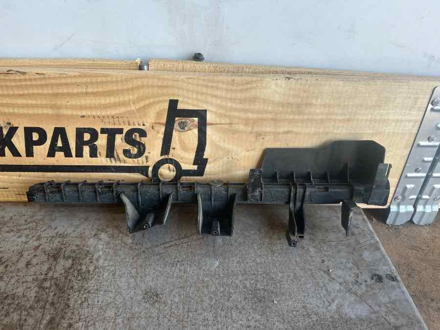 SCANIA DOOR PANEL 2128974 - Kabīne un interjers - Kravas automašīna: foto 1 SCANIA DOOR PANEL 2128974 - Kabīne un interjers - Kravas automašīna: foto 1