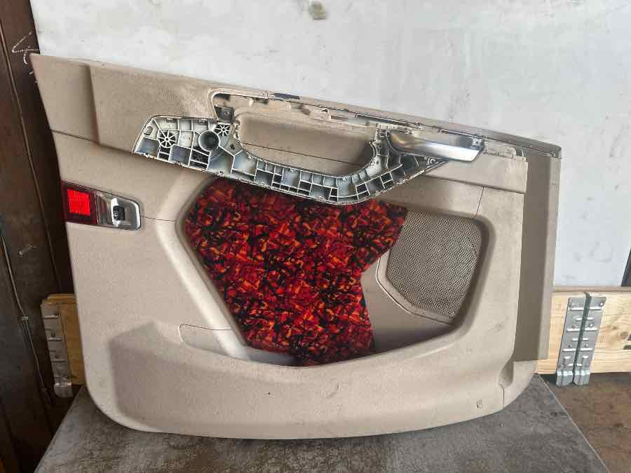 SCANIA DOOR PANEL 2795125 - Kabīne un interjers - Kravas automašīna: foto 1 SCANIA DOOR PANEL 2795125 - Kabīne un interjers - Kravas automašīna: foto 1