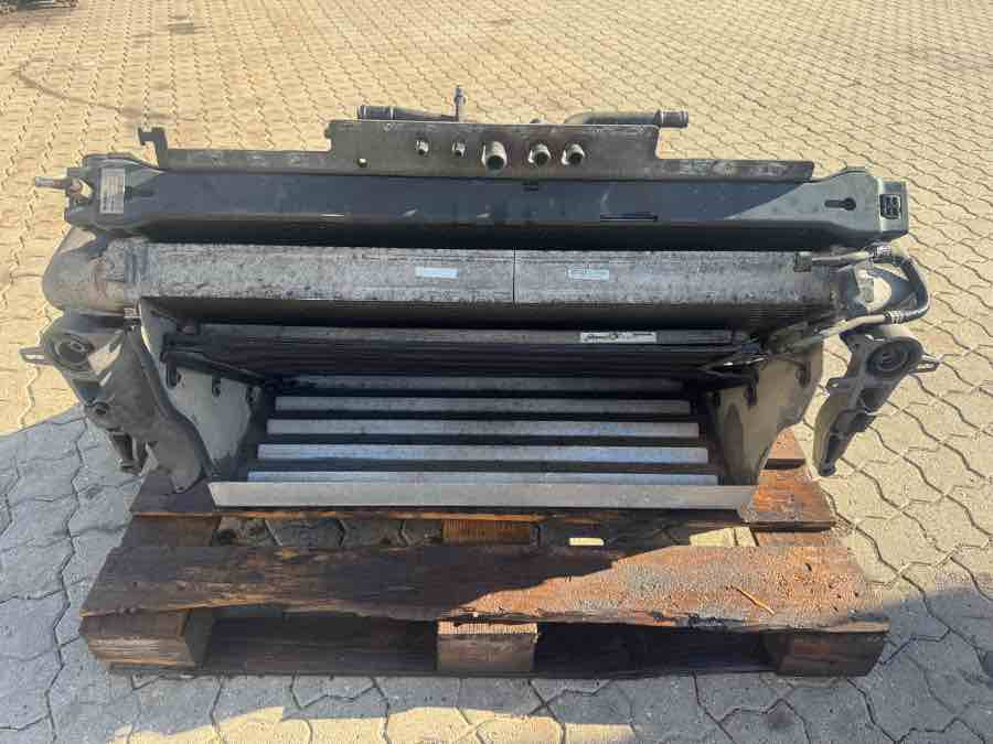 SCANIA L SERIE COOLER / RADIATOR 1769999 2580968 - Dzesēšanas sistēma - Kravas automašīna: foto 1 SCANIA L SERIE COOLER / RADIATOR 1769999 2580968 - Dzesēšanas sistēma - Kravas automašīna: foto 1