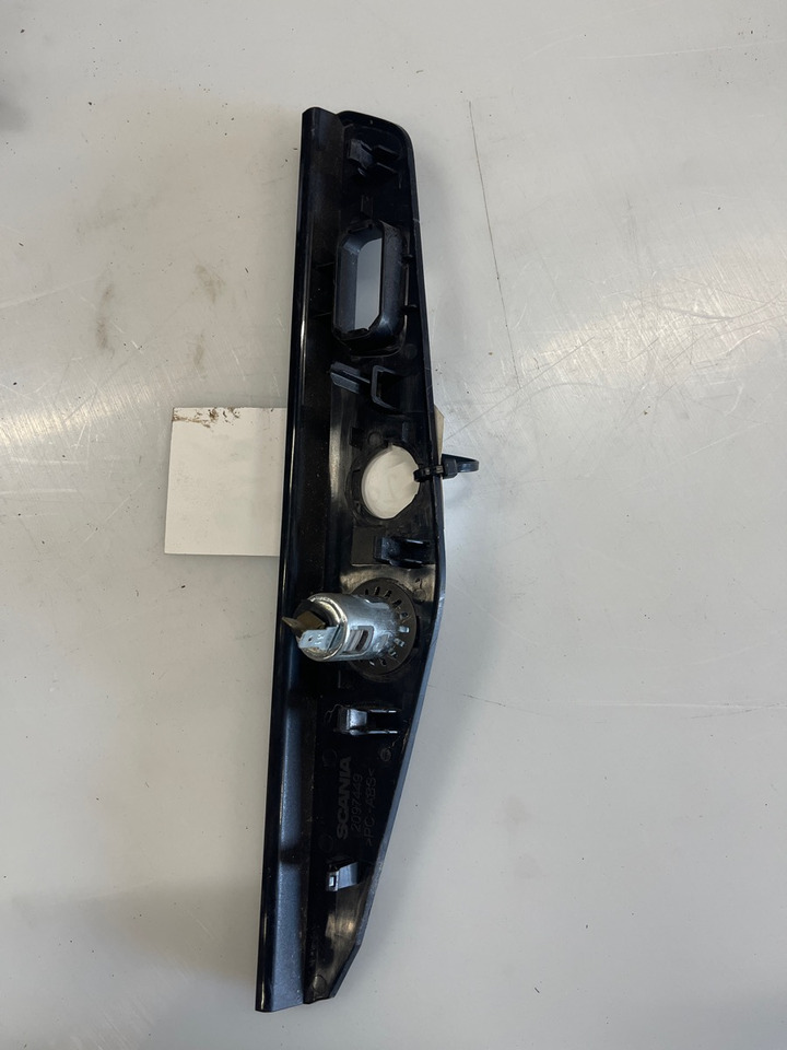 SCANIA PANEL 2097449 - Mērinstrumentu panelis - Kravas automašīna: foto 2 SCANIA PANEL 2097449 - Mērinstrumentu panelis - Kravas automašīna: foto 2