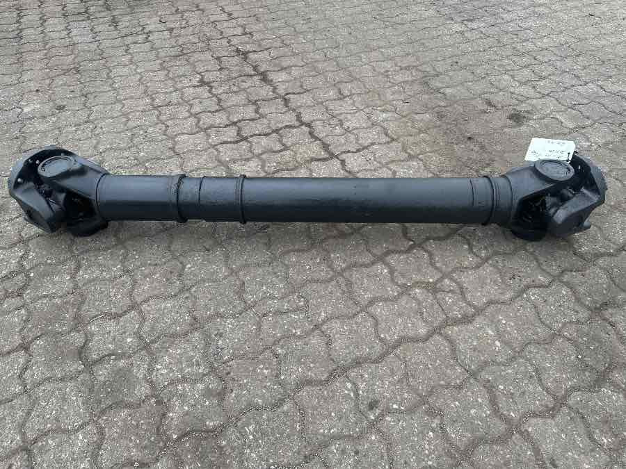 SCANIA PROPSHAFT P602 1802979 - Kardānvārpsta - Kravas automašīna: foto 2 SCANIA PROPSHAFT P602 1802979 - Kardānvārpsta - Kravas automašīna: foto 2