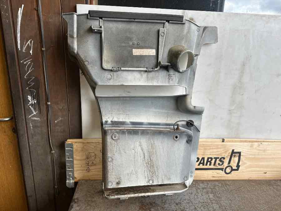 SCANIA STEP PLATE 2559301 - Virsbūve un ārpuse - Kravas automašīna: foto 2 SCANIA STEP PLATE 2559301 - Virsbūve un ārpuse - Kravas automašīna: foto 2