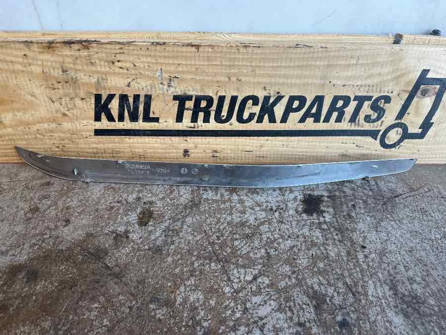 SCANIA TRIM PANEL 2638810 - Kabīne un interjers - Kravas automašīna: foto 2 SCANIA TRIM PANEL 2638810 - Kabīne un interjers - Kravas automašīna: foto 2