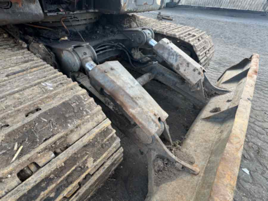 VOLVO CONSTRUCTION EXCAVATOR ECR145 ** FOR PARTS ** - Kāpurķēžu ekskavators: foto 5 VOLVO CONSTRUCTION EXCAVATOR ECR145 ** FOR PARTS ** - Kāpurķēžu ekskavators: foto 5