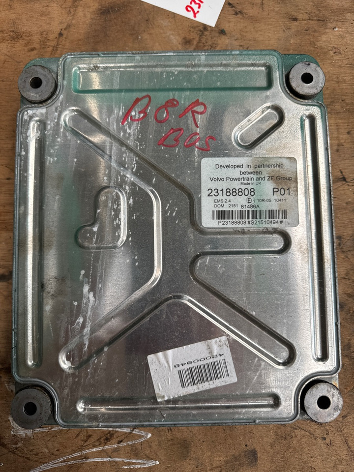 VOLVO ENGINE ECU 23188808 P01 - Elektrosistēma - Kravas automašīna: foto 1 VOLVO ENGINE ECU 23188808 P01 - Elektrosistēma - Kravas automašīna: foto 1