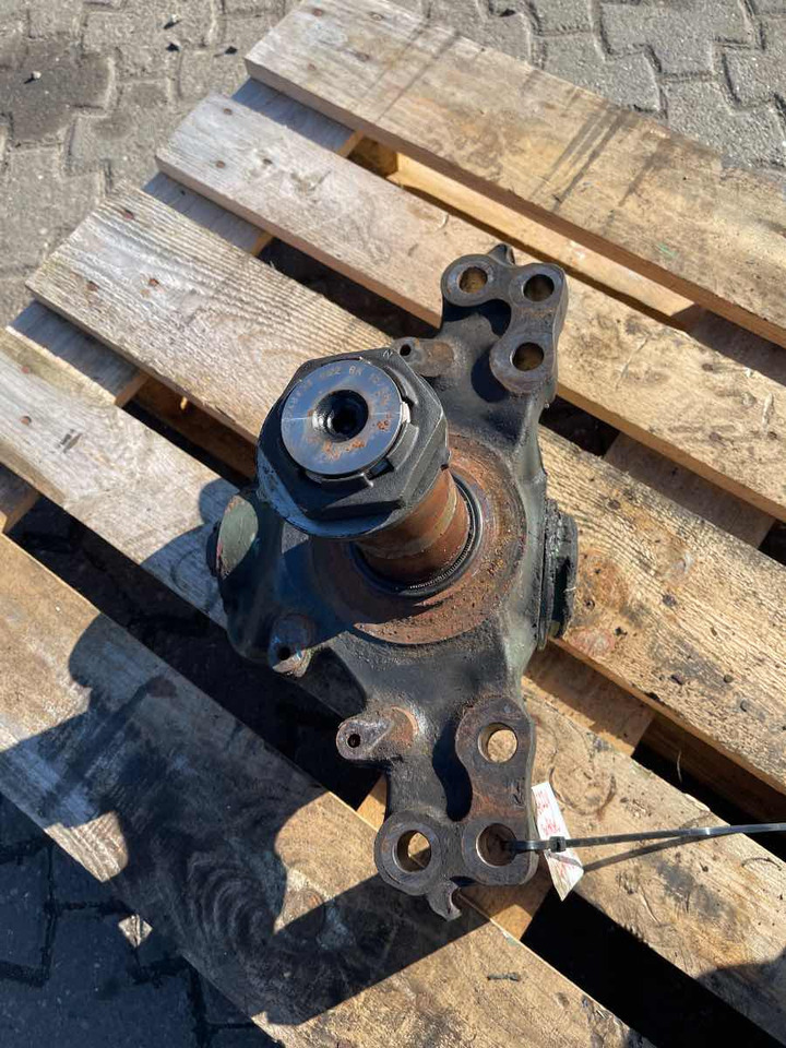 VOLVO STEERING KNUCKLE 22848434 - Grozāmass - Kravas automašīna: foto 1 VOLVO STEERING KNUCKLE 22848434 - Grozāmass - Kravas automašīna: foto 1