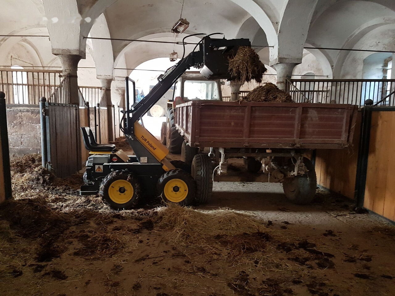 Tur Poland Mini Loader TUR N 520 Mini Hoflader Kompaktlader Briggs&Stratton - Kompaktiekrāvējs: foto 5 Tur Poland Mini Loader TUR N 520 Mini Hoflader Kompaktlader Briggs&Stratton - Kompaktiekrāvējs: foto 5