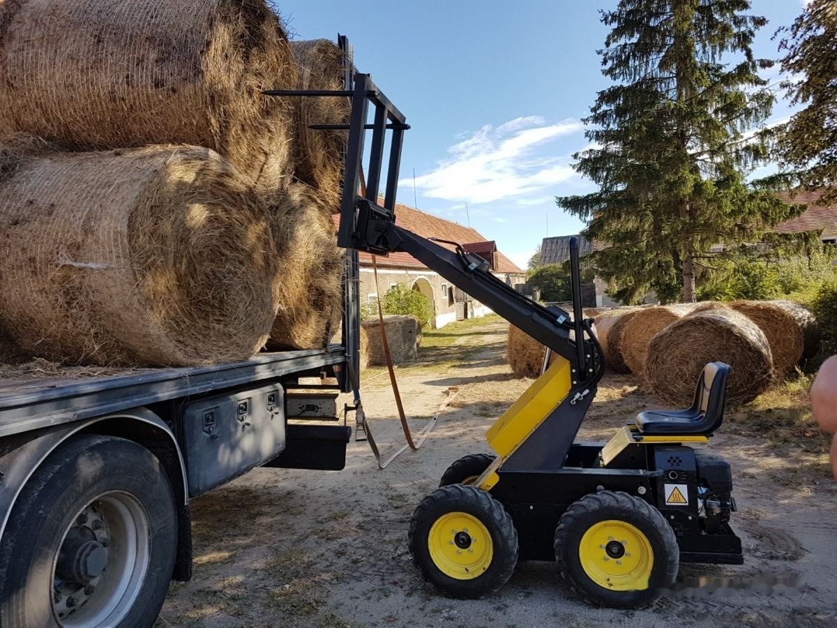 Tur Poland Mini Loader TUR N 520 Mini Hoflader Kompaktlader Briggs&Stratton - Kompaktiekrāvējs: foto 3 Tur Poland Mini Loader TUR N 520 Mini Hoflader Kompaktlader Briggs&Stratton - Kompaktiekrāvējs: foto 3