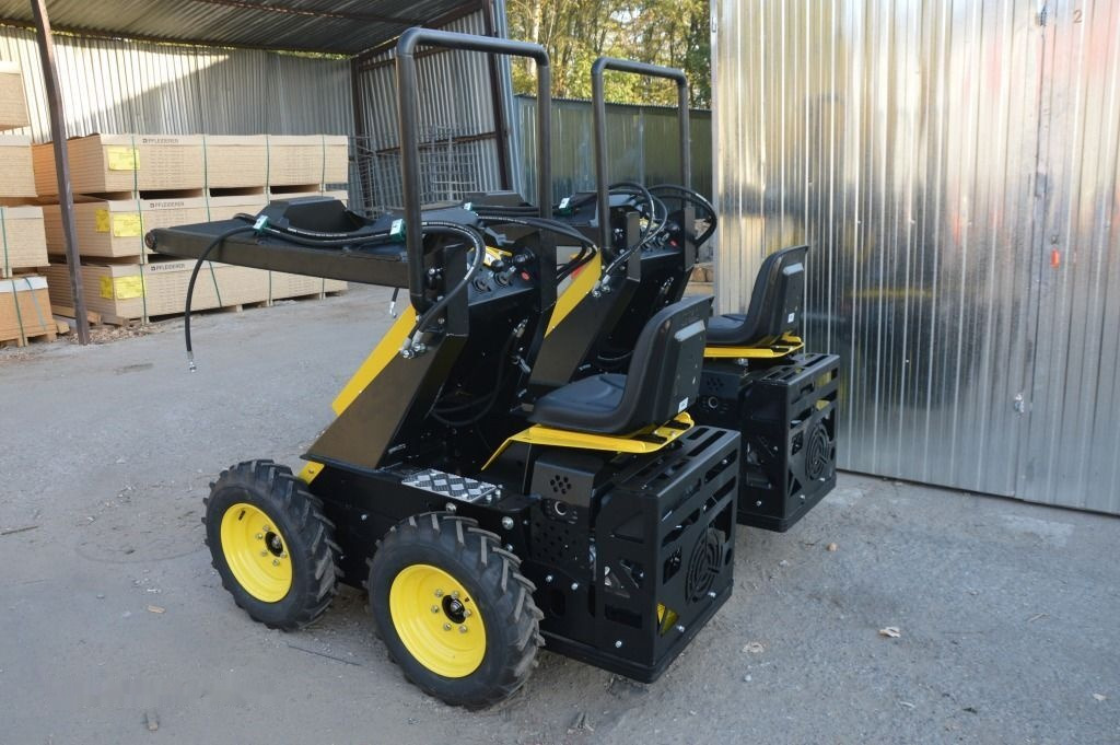 Tur Poland Radlader Mini loader Mini Hoflader N 520 - Kompaktiekrāvējs: foto 5 Tur Poland Radlader Mini loader Mini Hoflader N 520 - Kompaktiekrāvējs: foto 5