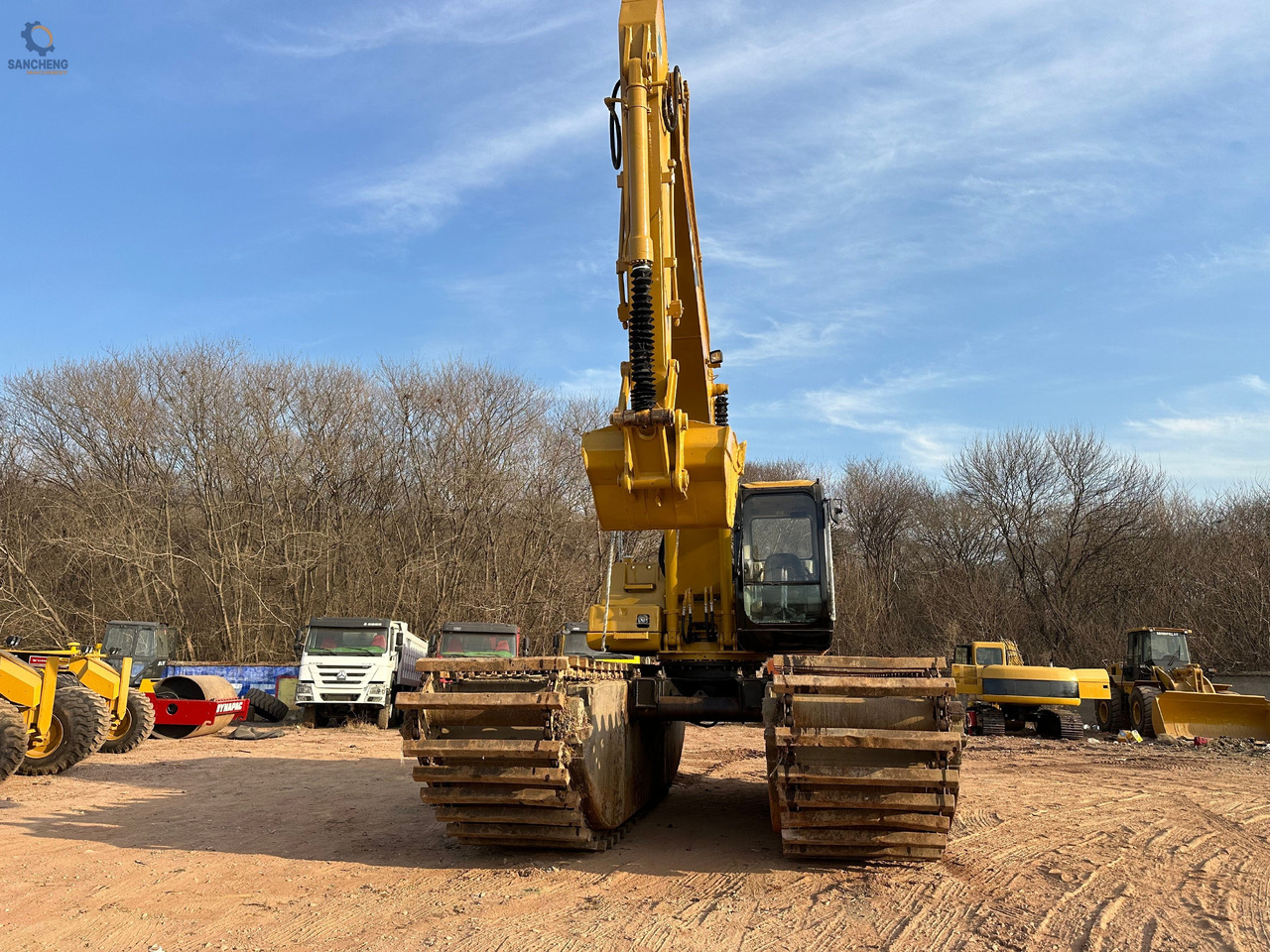 CAT 320CL - Ekskavators-amfībijs: foto 4 CAT 320CL - Ekskavators-amfībijs: foto 4