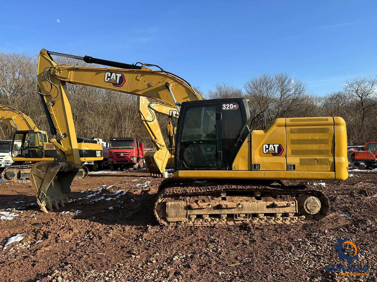 CAT 320GC - Kāpurķēžu ekskavators: foto 1 CAT 320GC - Kāpurķēžu ekskavators: foto 1