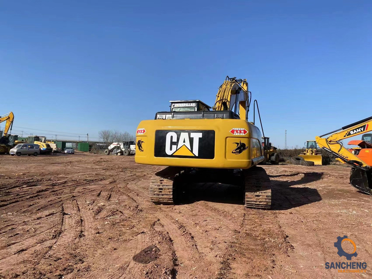 CAT 325D līzingu CAT 325D: foto 10