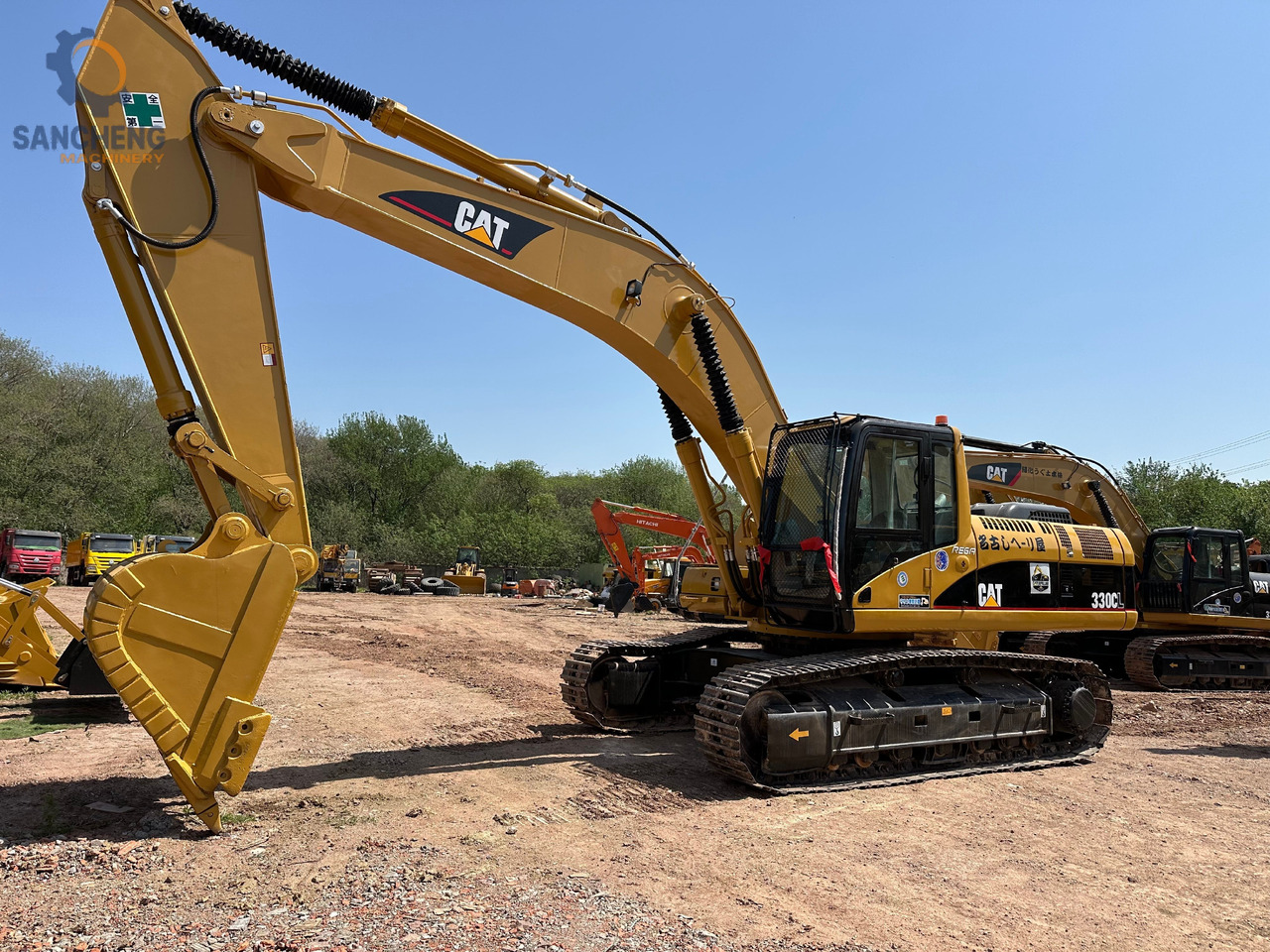 CAT 330CL - Demontāžas ekskavators: foto 1 CAT 330CL - Demontāžas ekskavators: foto 1