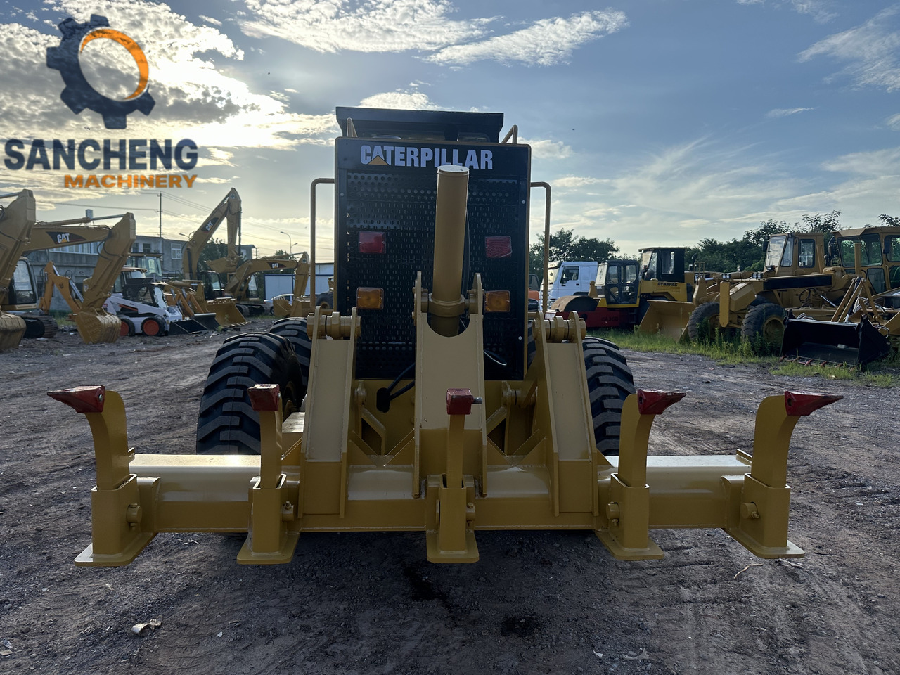 CATERPILLAR 140K motor grader - Greiders: foto 4 CATERPILLAR 140K motor grader - Greiders: foto 4